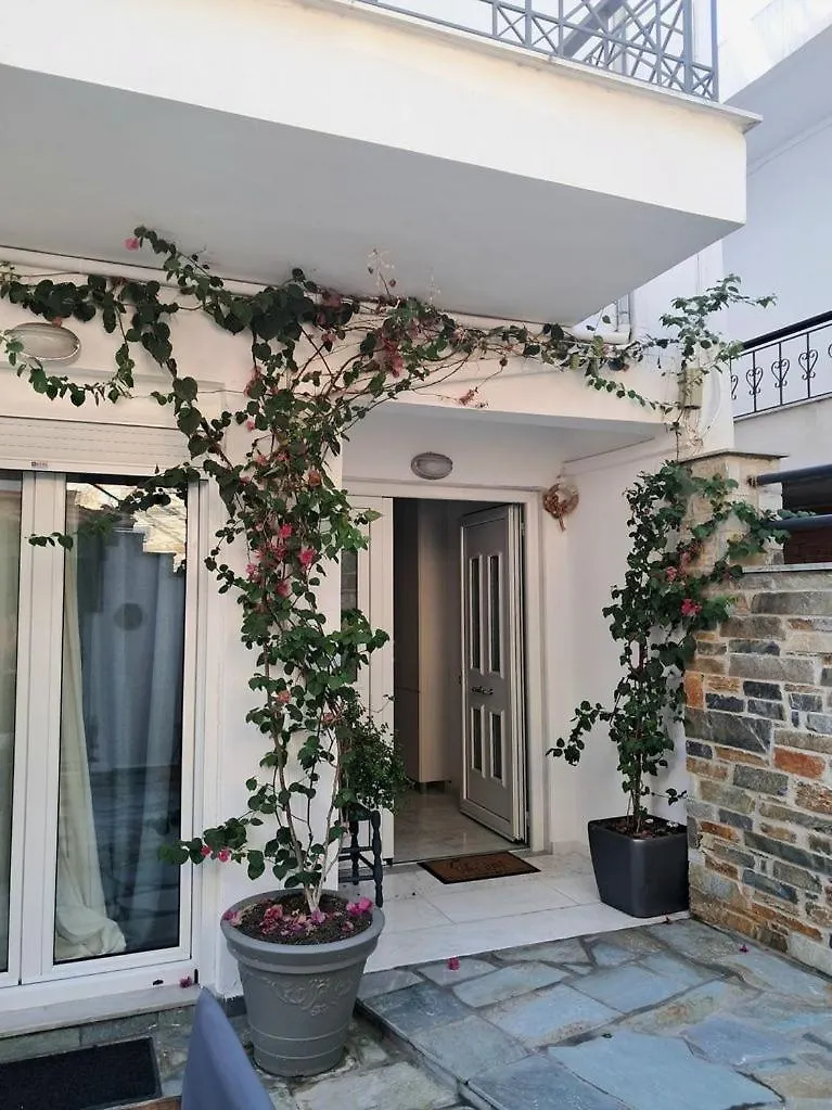 Апартаменты Menexe Apartments-Kelyfos Неос-Мармарас Греция