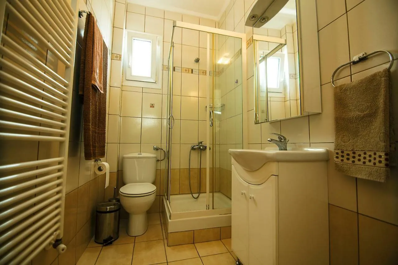 Menexe Apartments-Kelyfos Неос-Мармарас Греция