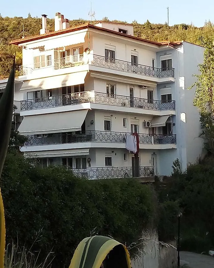 Menexe Apartments-Kelyfos Неос-Мармарас